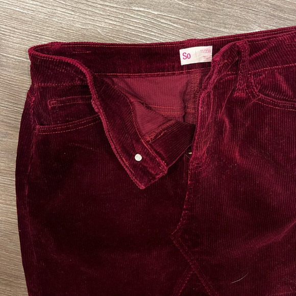dark red corduroy skirt ♥️ - Picture 3 of 4